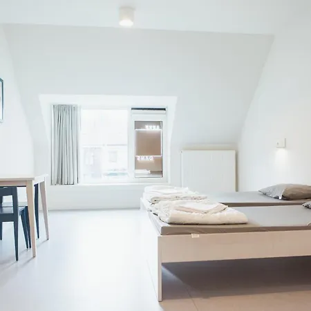 Snuffel Hostel